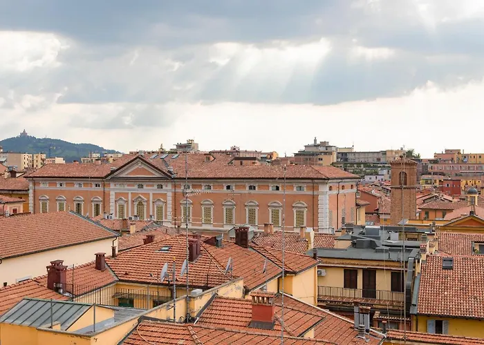 Ur-Nest Indipendenza